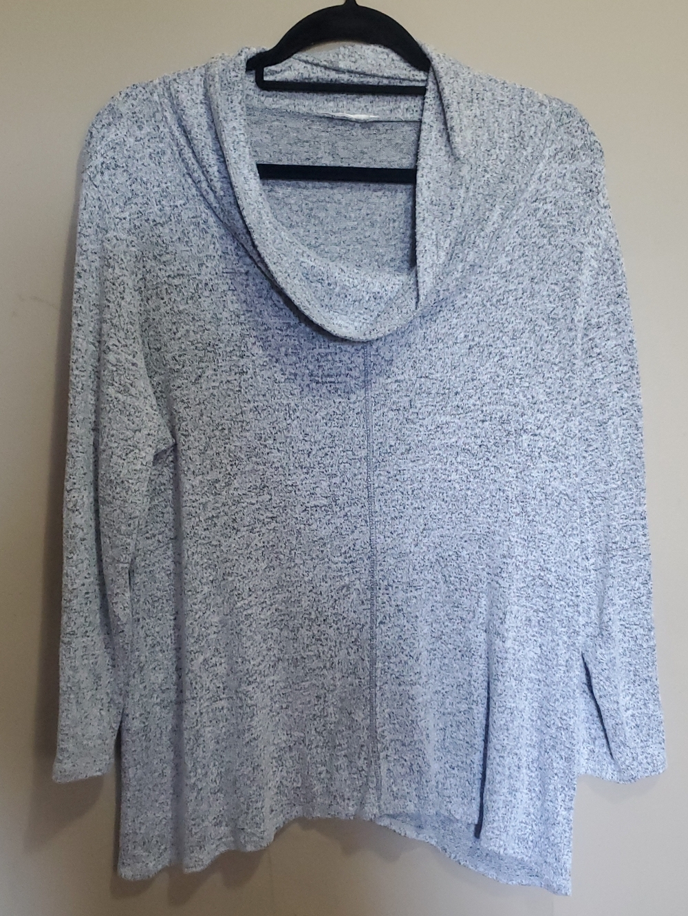 Light Gray Cowl Neck Women's Sweater Size Xl